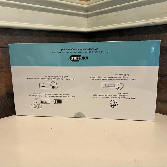 Kapsule UV Sanitizing Toothbrush Holder - Storage with Space for 4 Toothbrushs - Picture 2 of 4